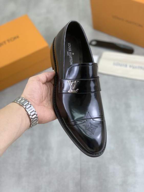 Picture of Louis Vuitton Shoes _SKULVsz38-45mnf063714384